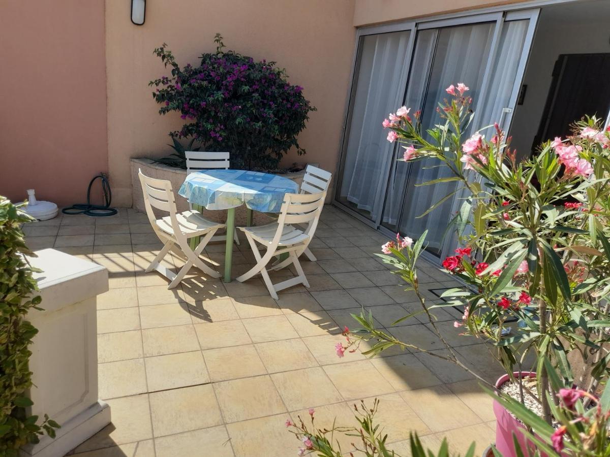 Logement Calme Proche Mer, 4 Personnes, St Aygulf Fréjus Exterior foto